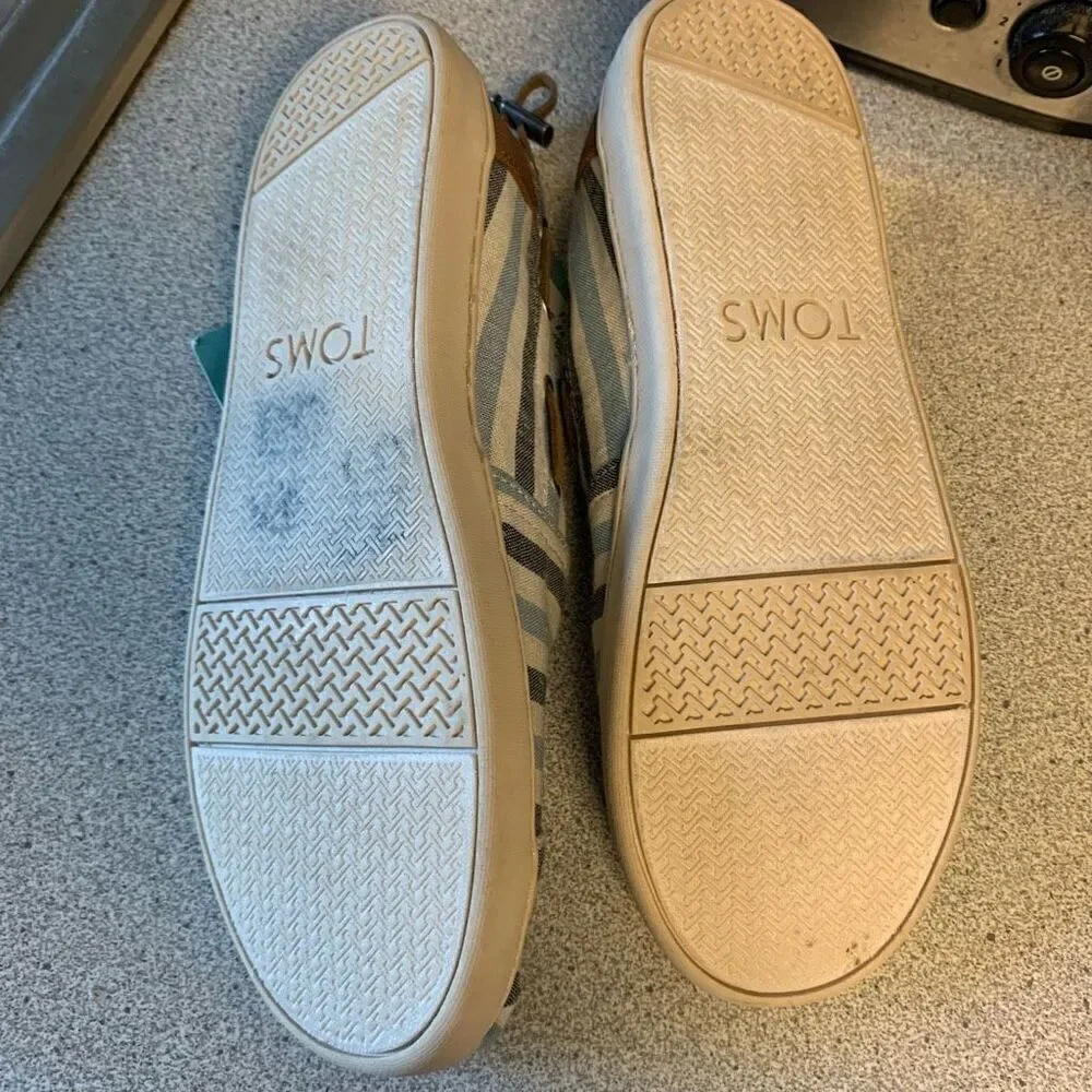 Toms Youth Bimini Size 3.5 Navy Woven Stripe Shoes *New*